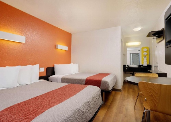 Motel 6-Camarillo, CA image 17